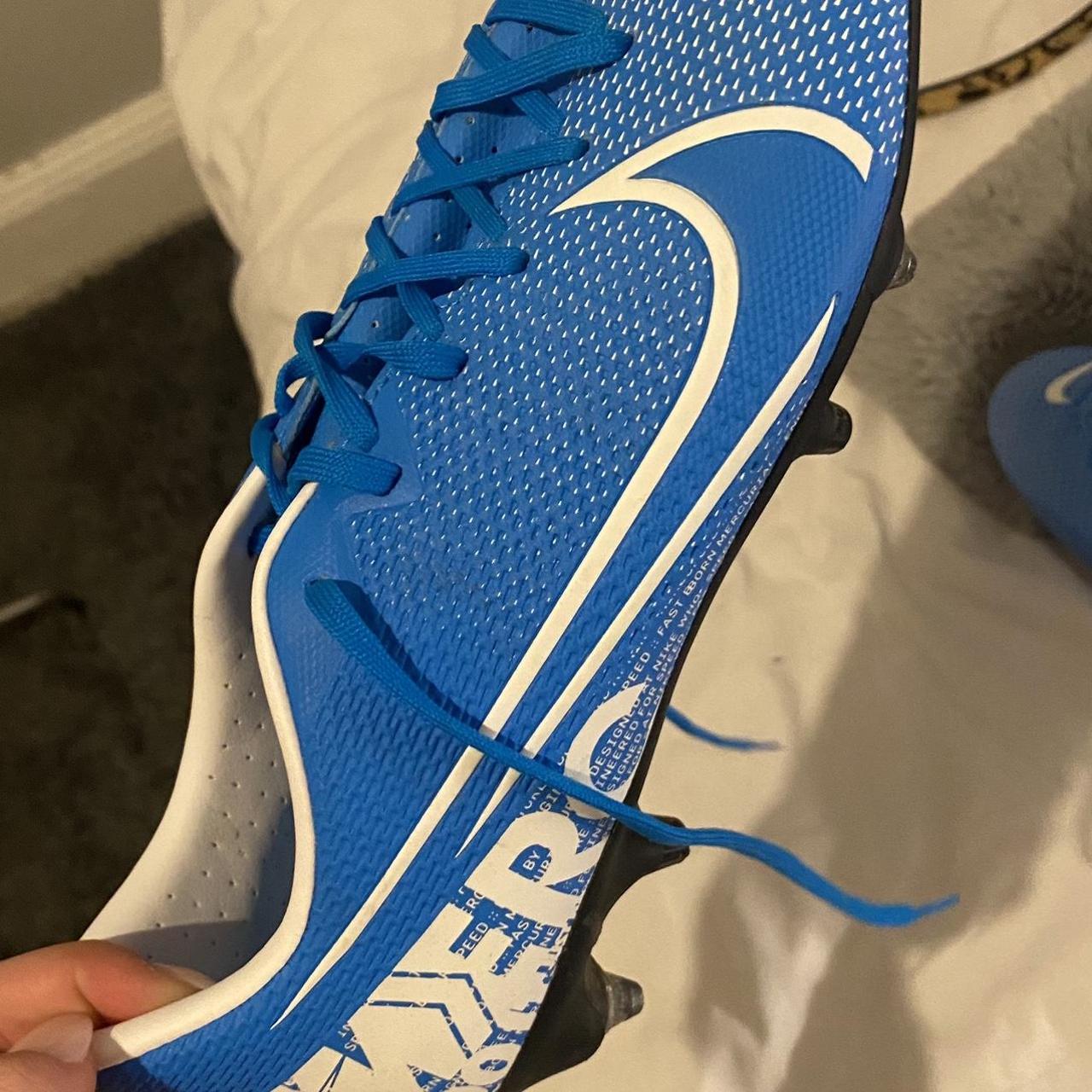 mens nike football boots size 9.5