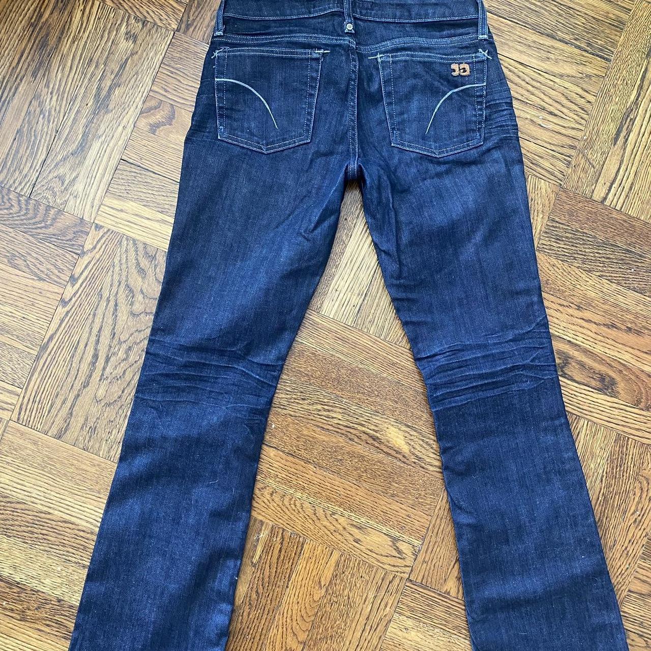 Joe's Jeans Women's Navy Jeans Depop