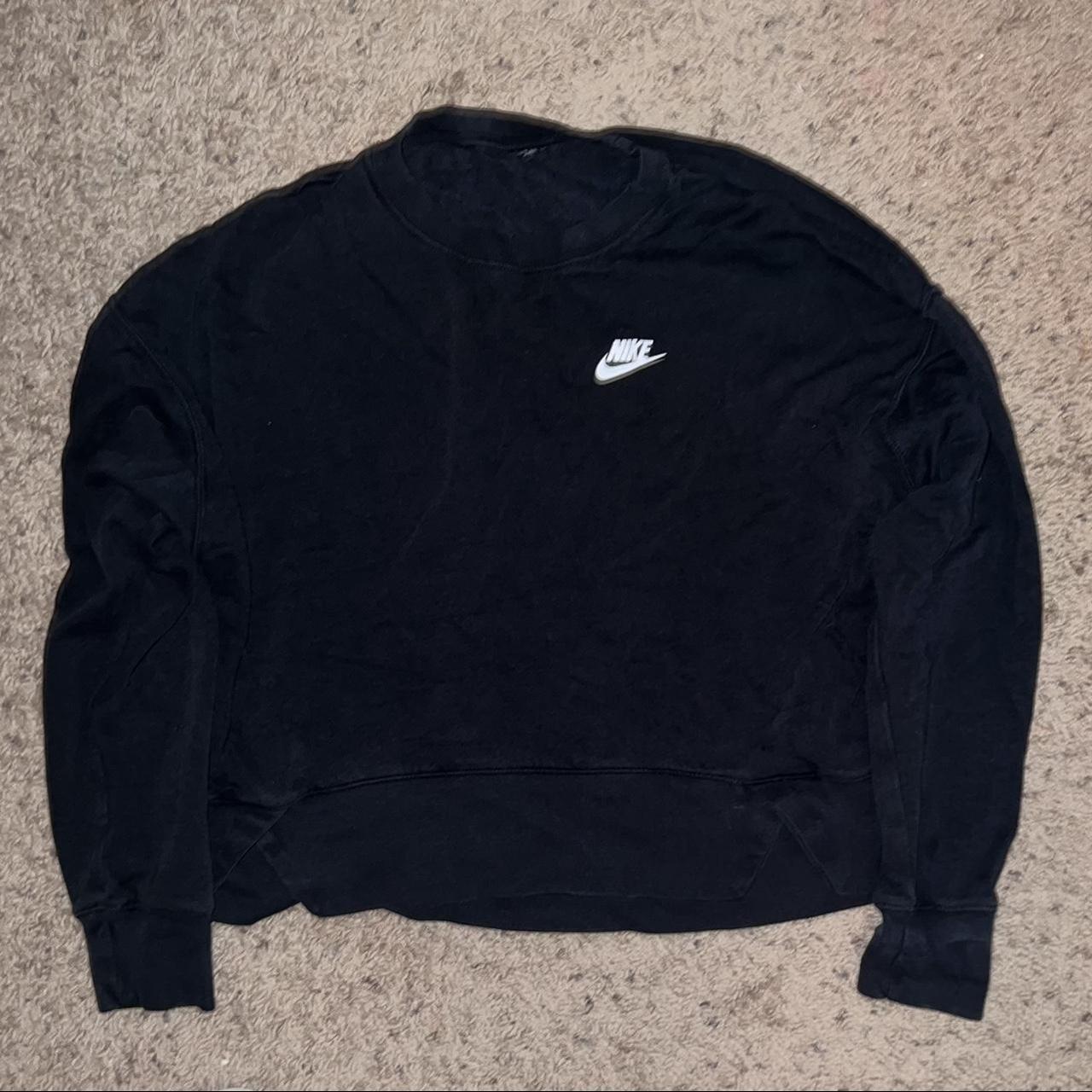 womens black nike crewneck sweatshirt