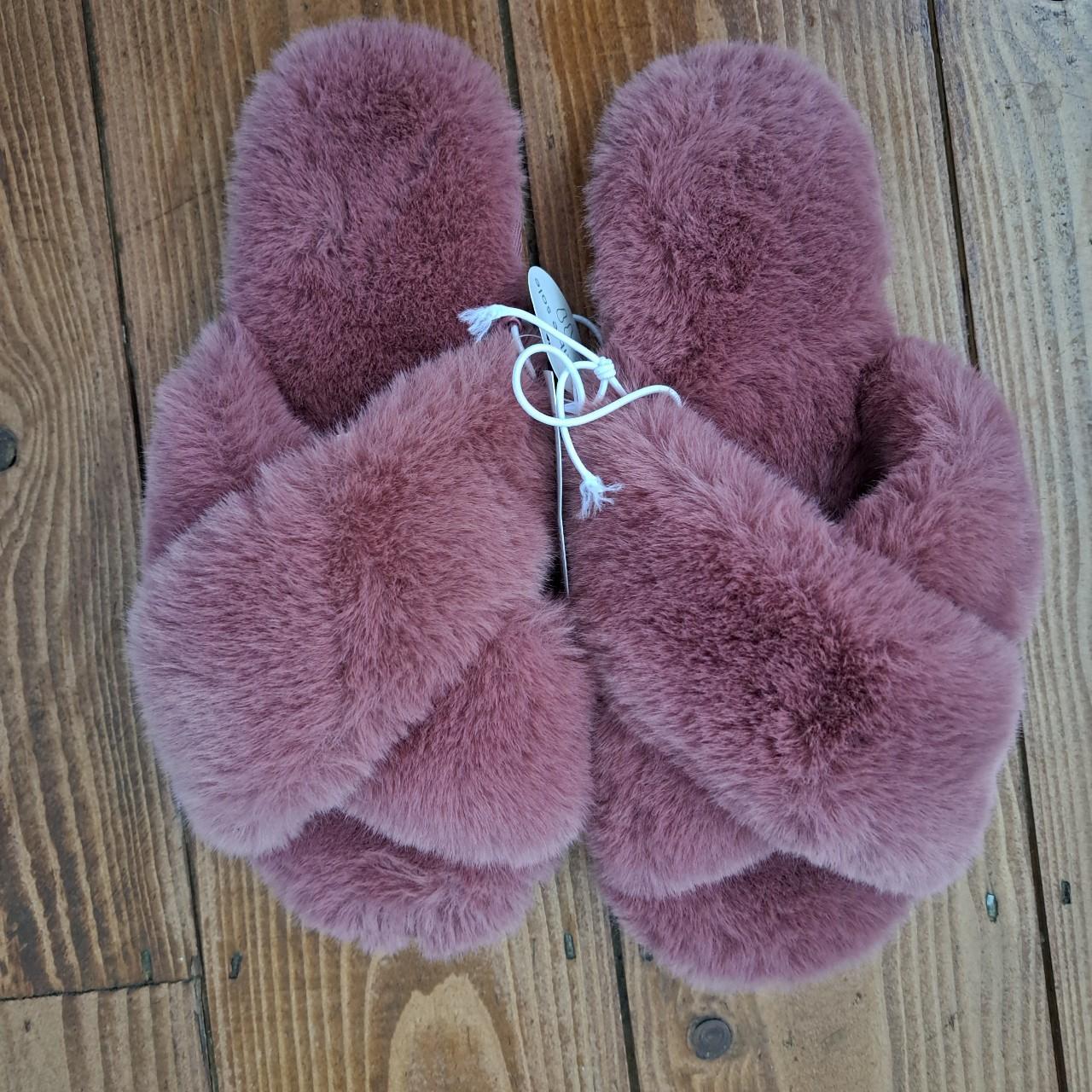 F&f slippers on sale