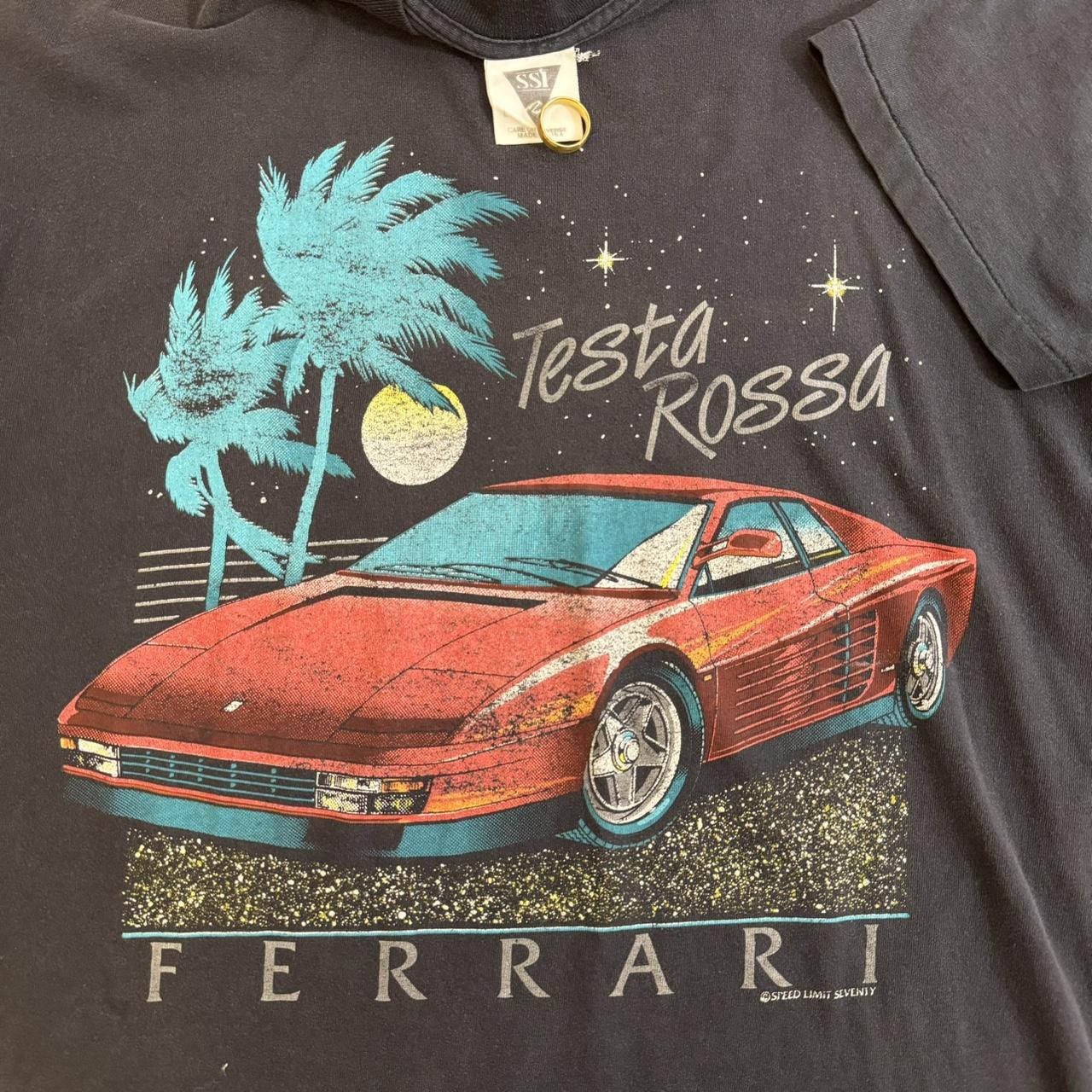 VINTAGE 1980s RED FERRARI TESTAROSSA factory SPORTS RACE CAR TSHIRT WHITE KNIT LARGE L