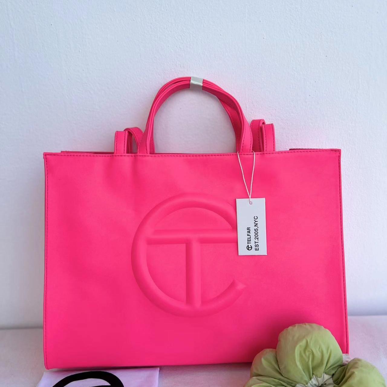 Ｔelfar Medium outlet Azalea Shopping Bag