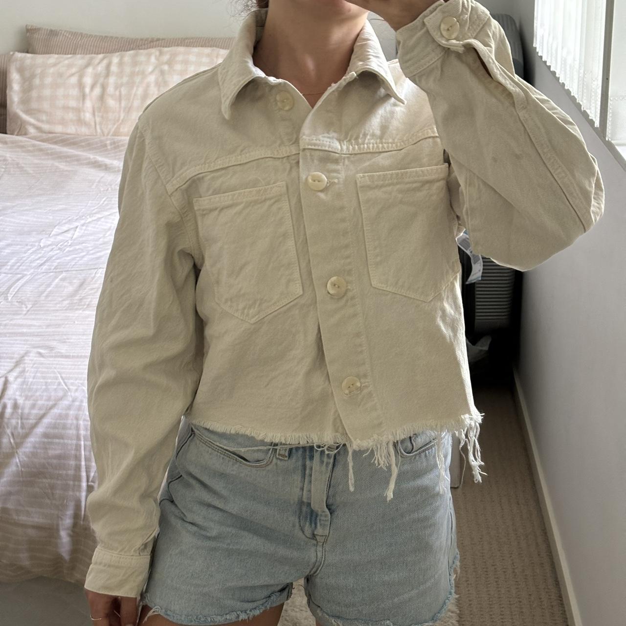 Zara cream denim jacket, size XS. (Dog not included... Depop