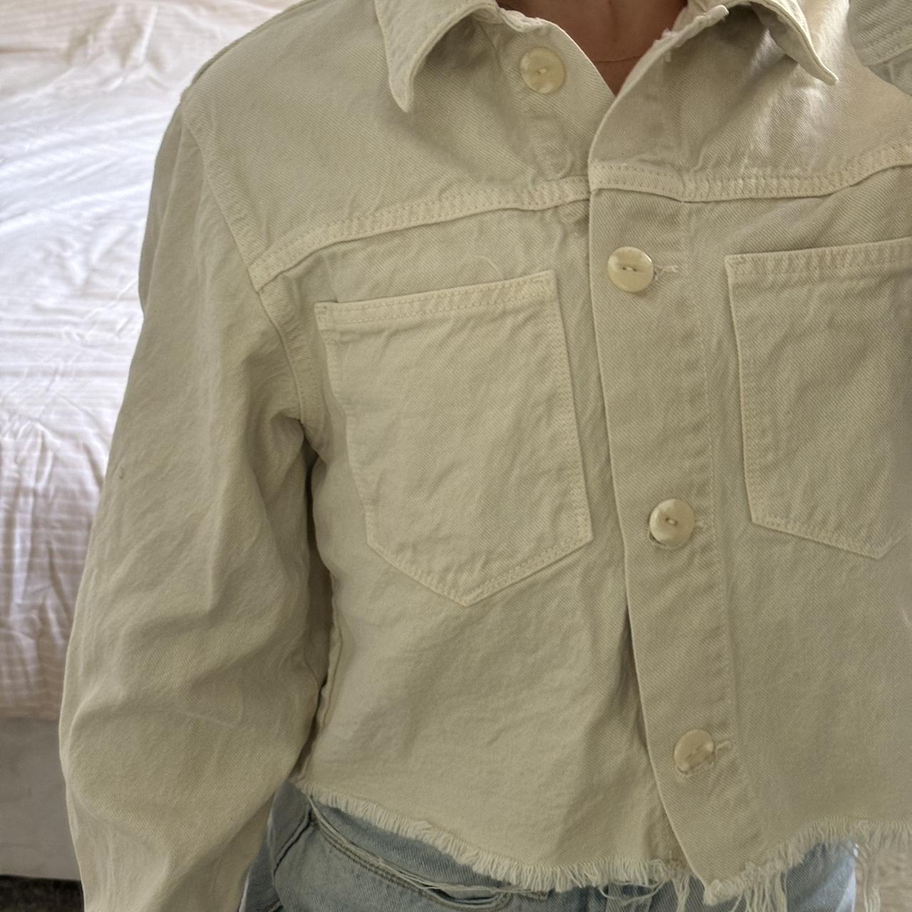 Zara cream denim jacket, size XS. (Dog not included... Depop