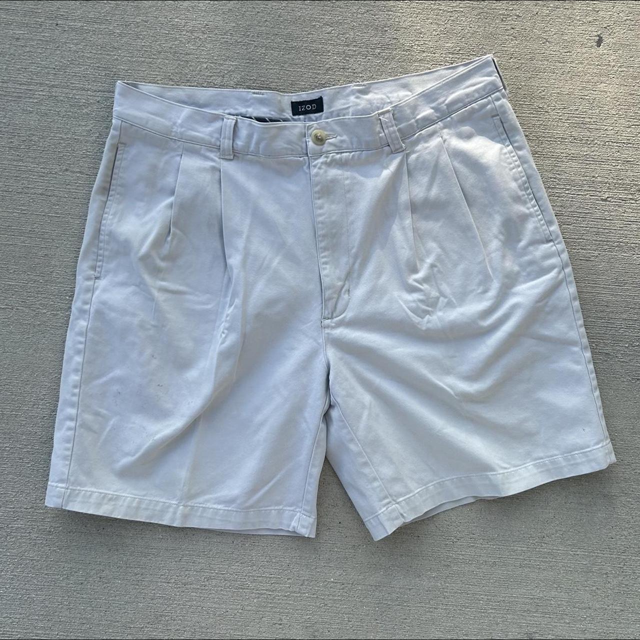 Izod Men's White Shorts | Depop