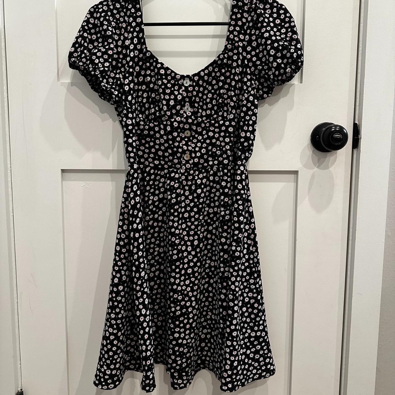 Women's/ Teens short sleeve dress Size S Cute little... - Depop