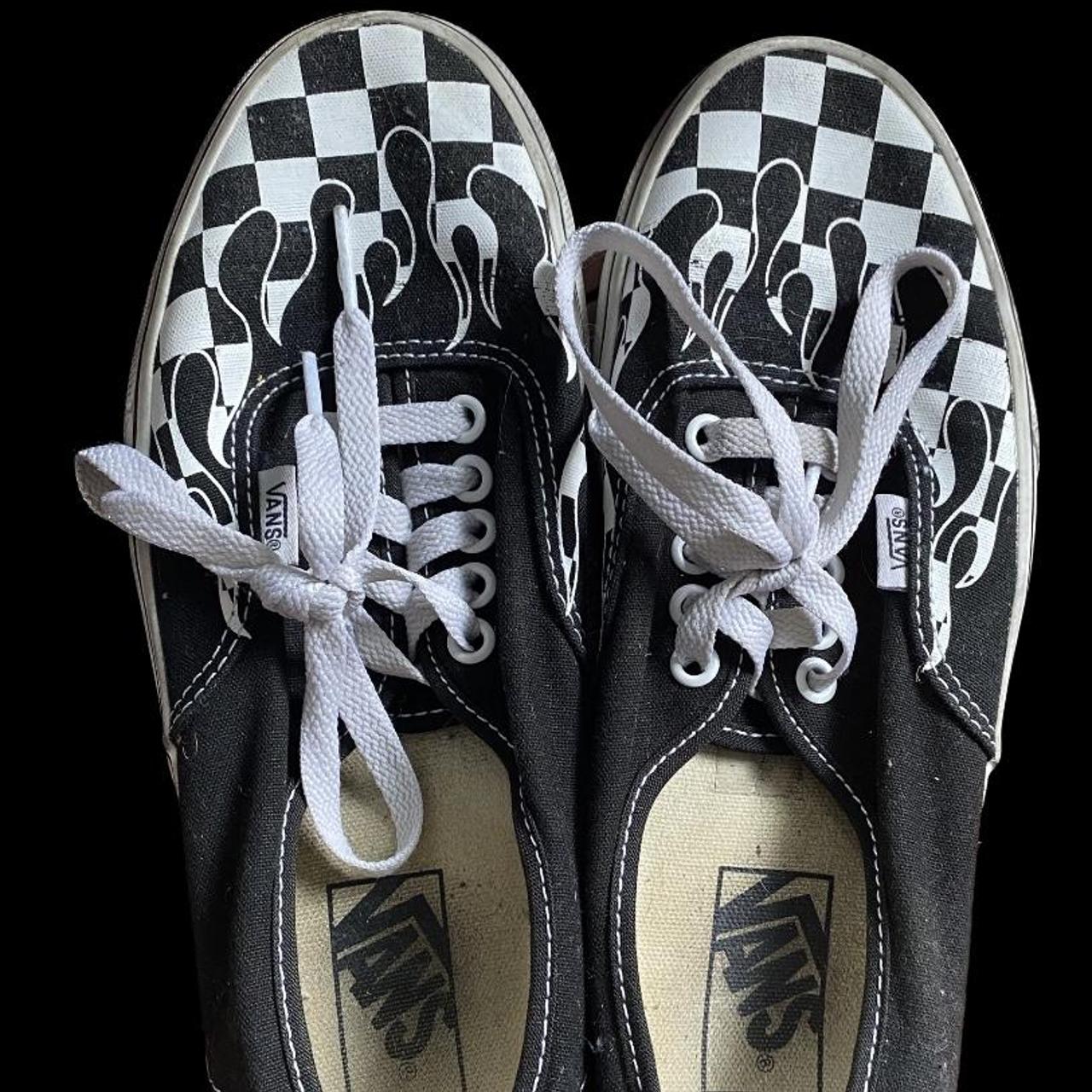 Vans authentic checkerboard flame black outlet & white skate shoes