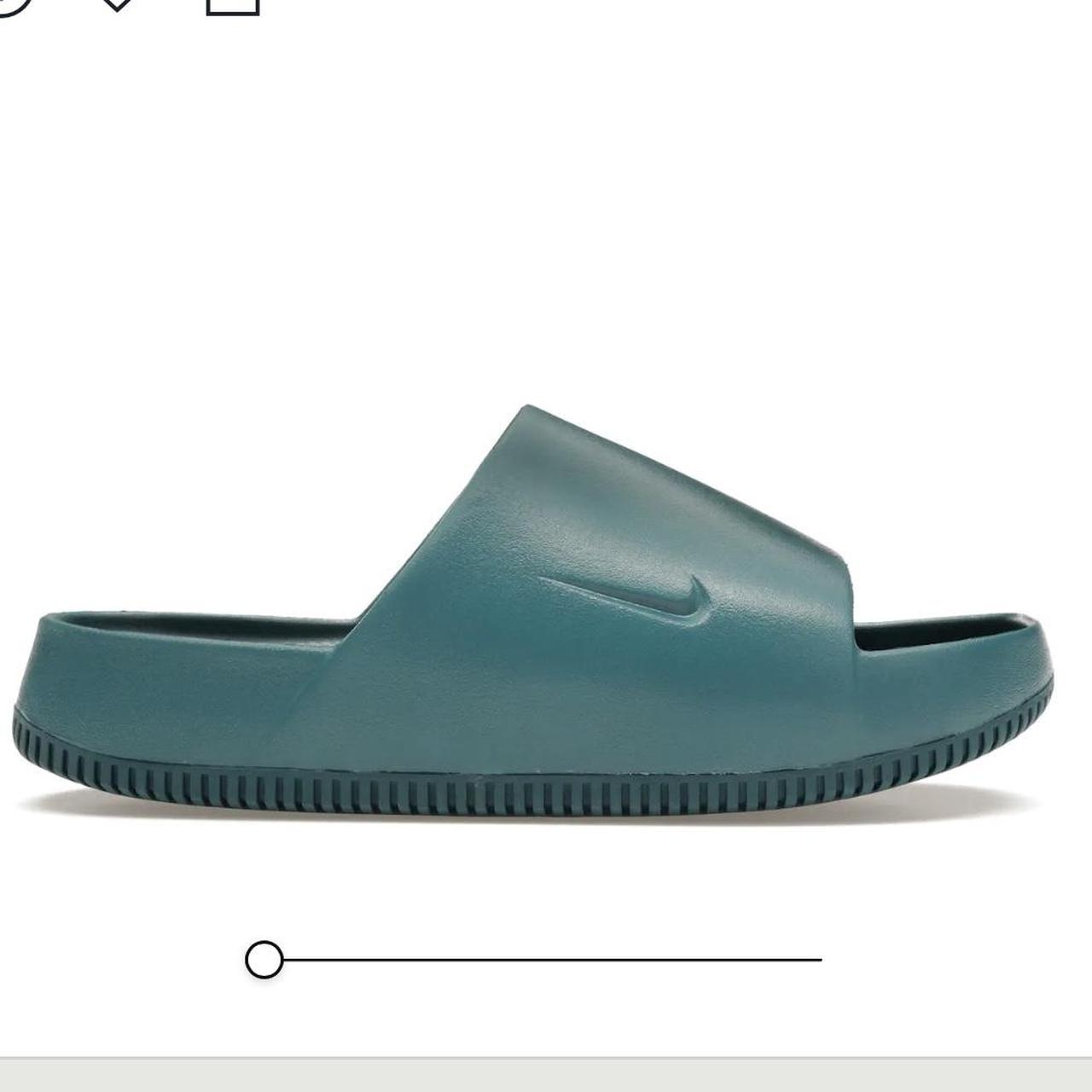 mens green nike slides