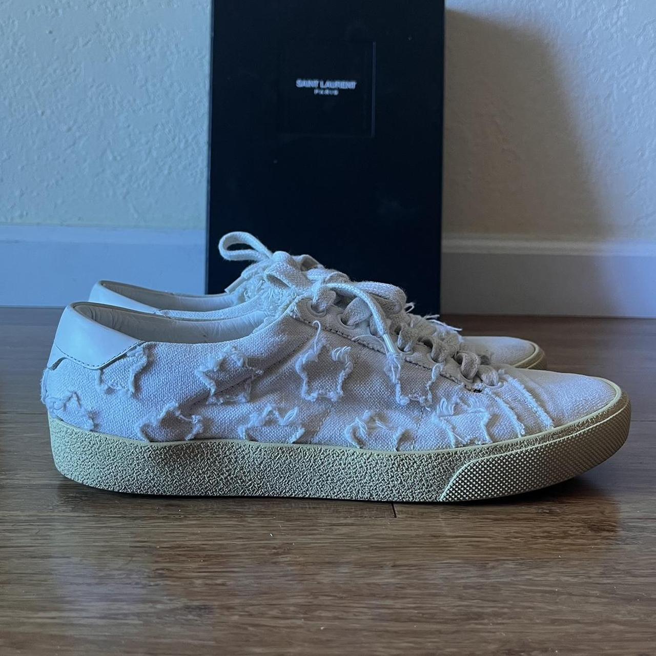 Vaneli: Yolen White Nappa Star Sneakers – The Vogue Boutique