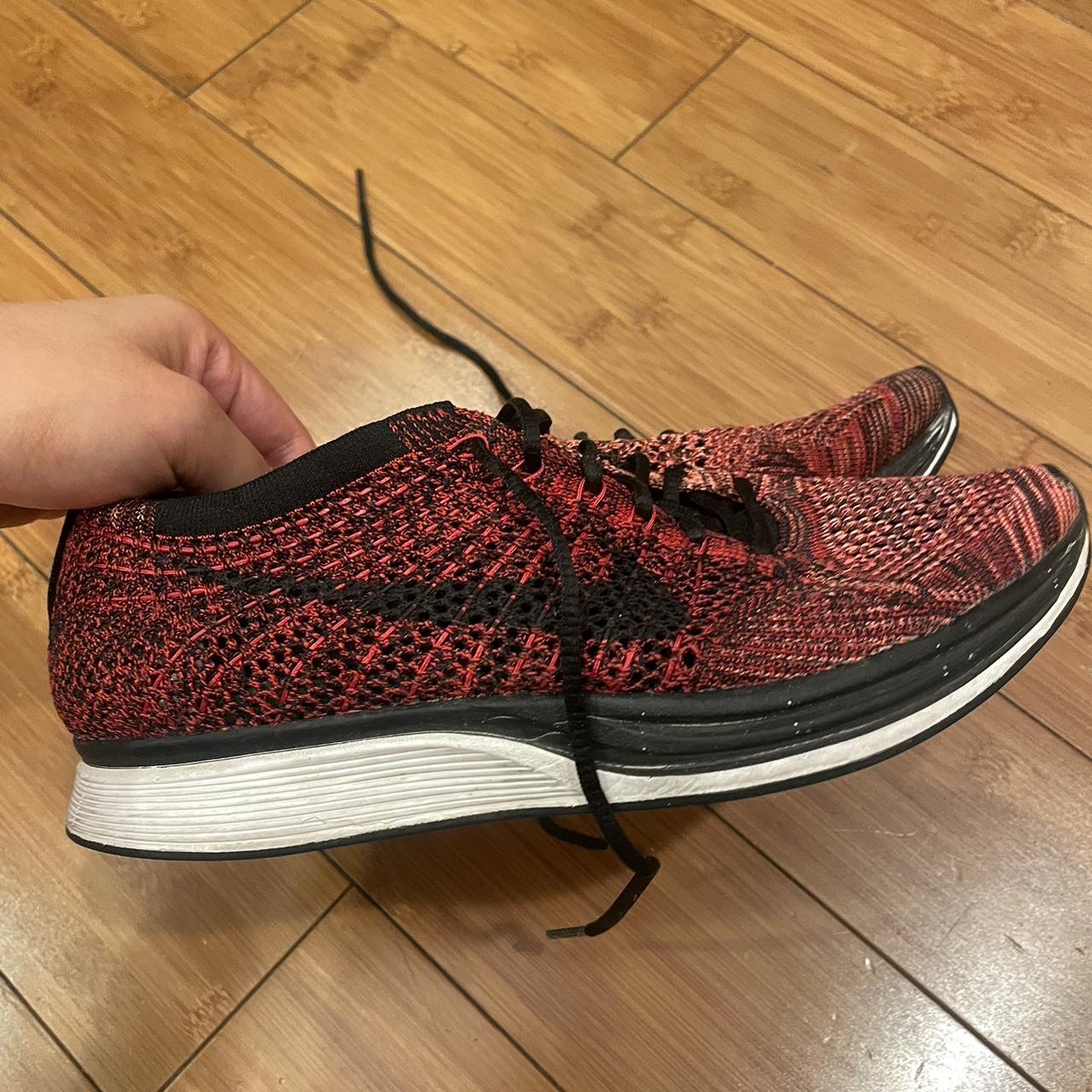 Nike Flyknit Racer, University Red Fire