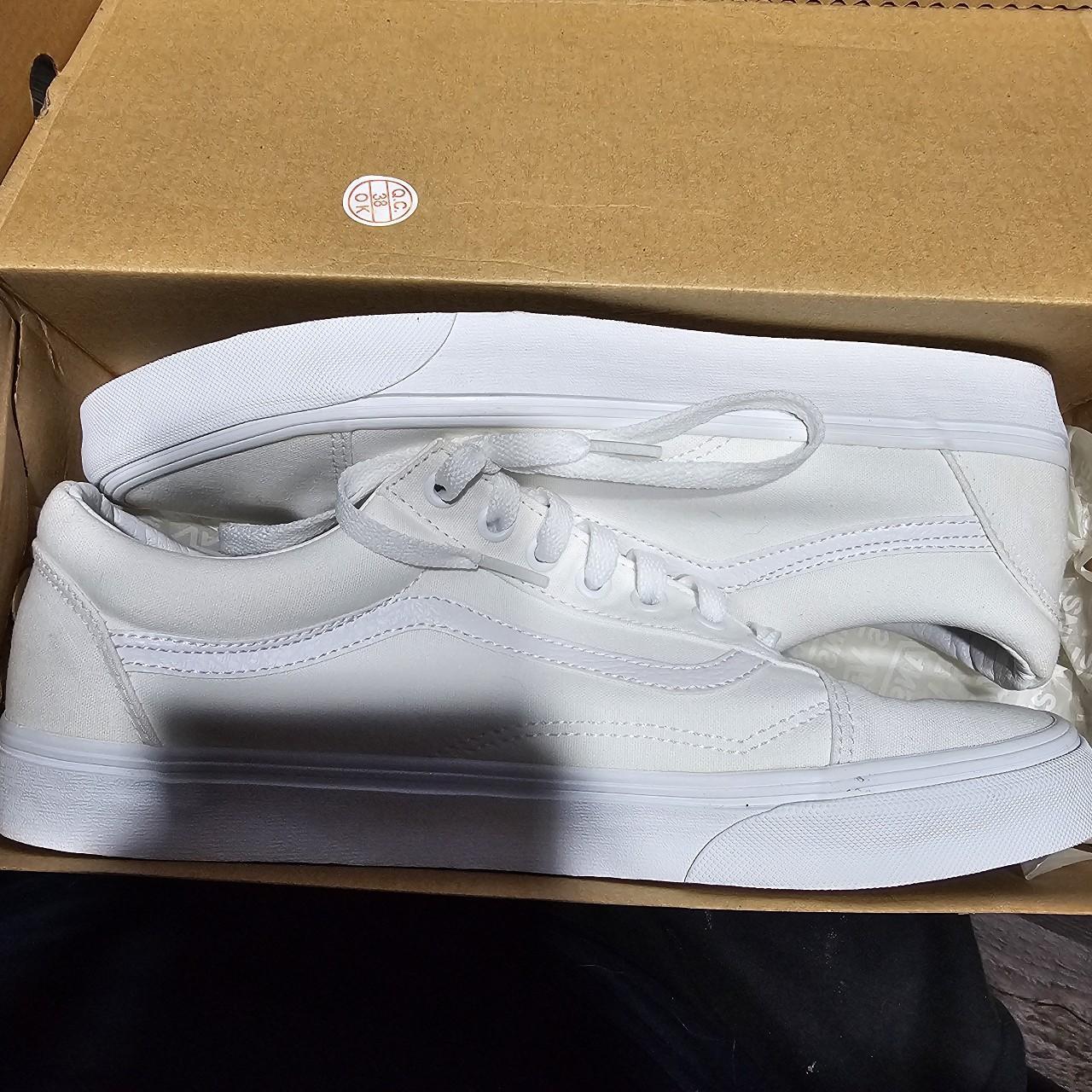 Mens white vans size 11 best sale