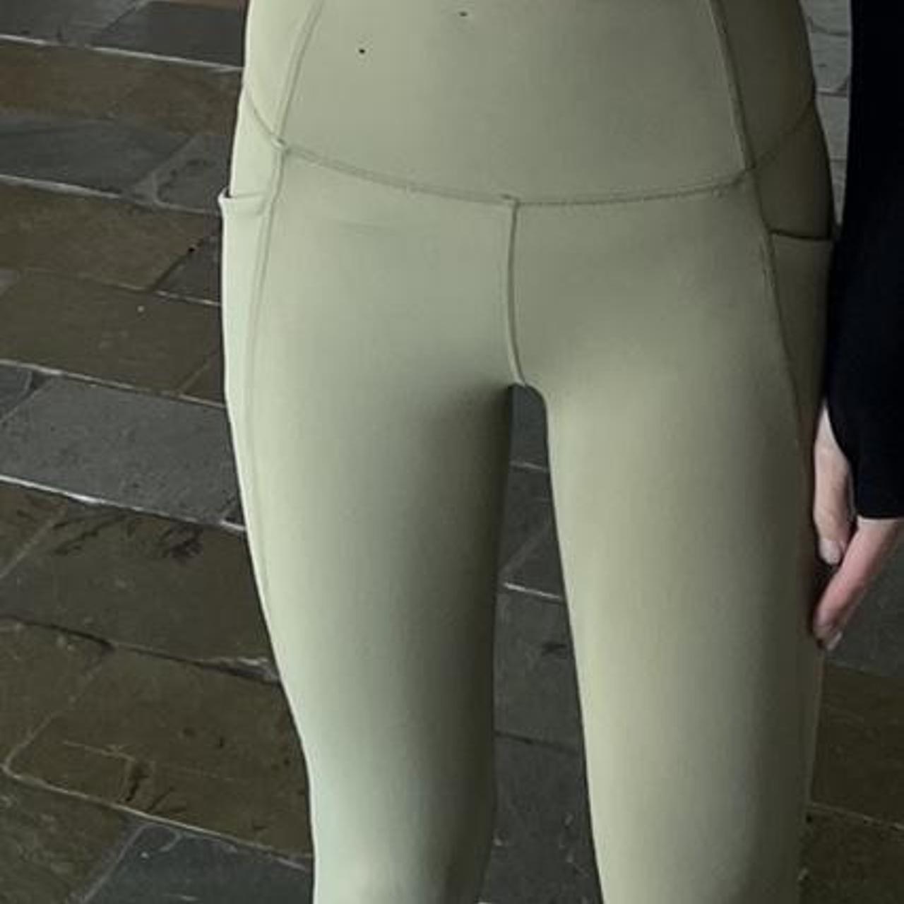 Cotton on body Leggings Size XS Great condition... Depop