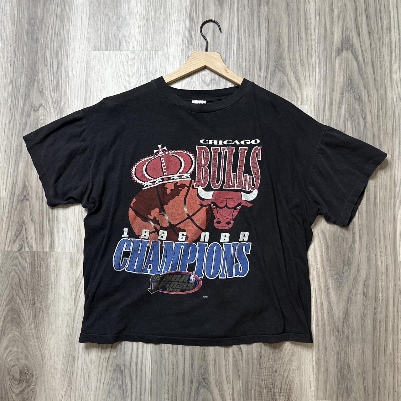Vintage 1996 Chicago Bulls Shirt. The shirt is in - Depop
