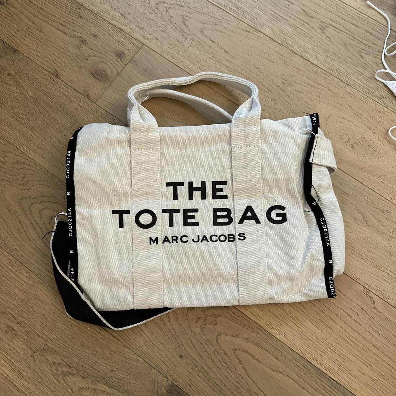 The tote bag knock off Never used - Depop