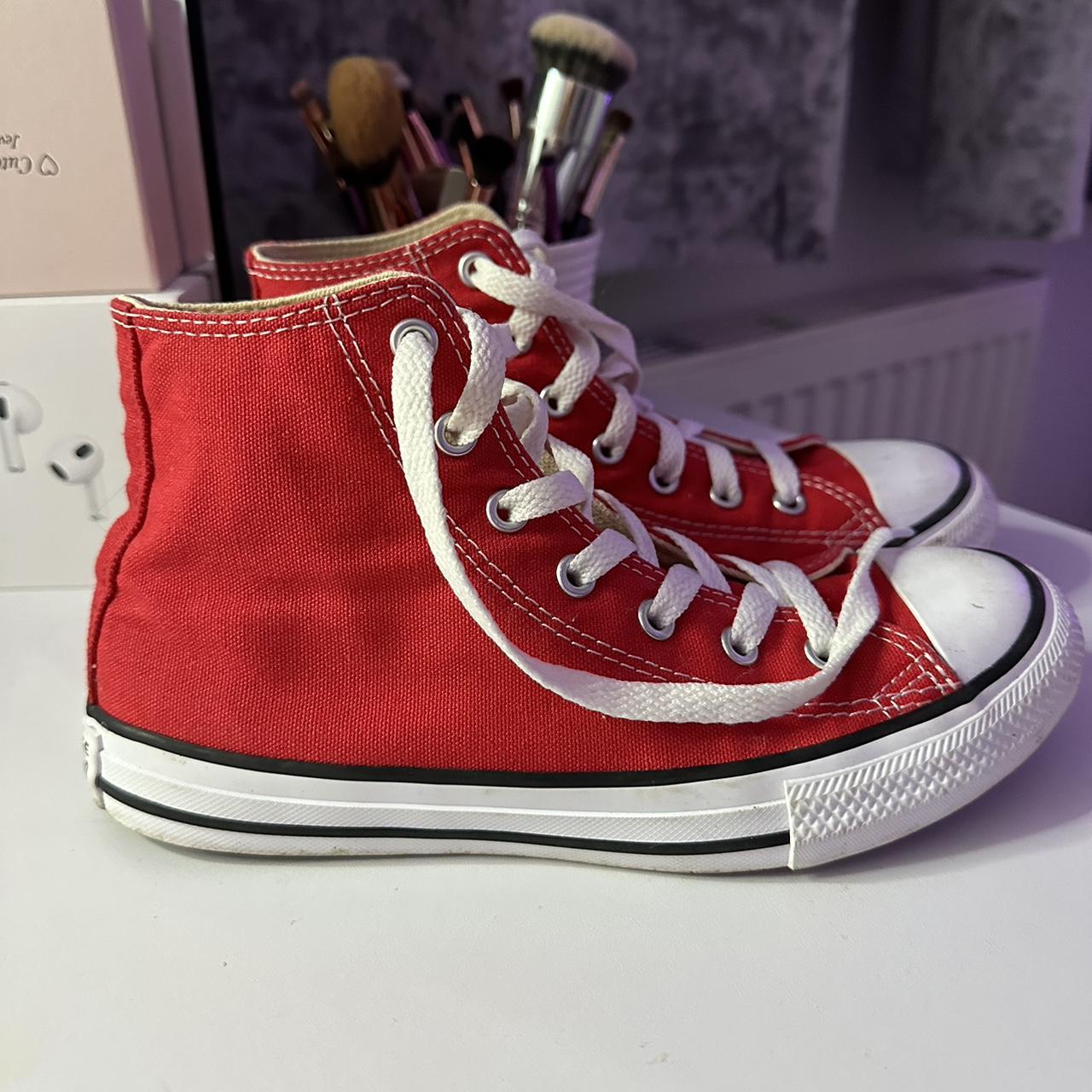 red converse womens