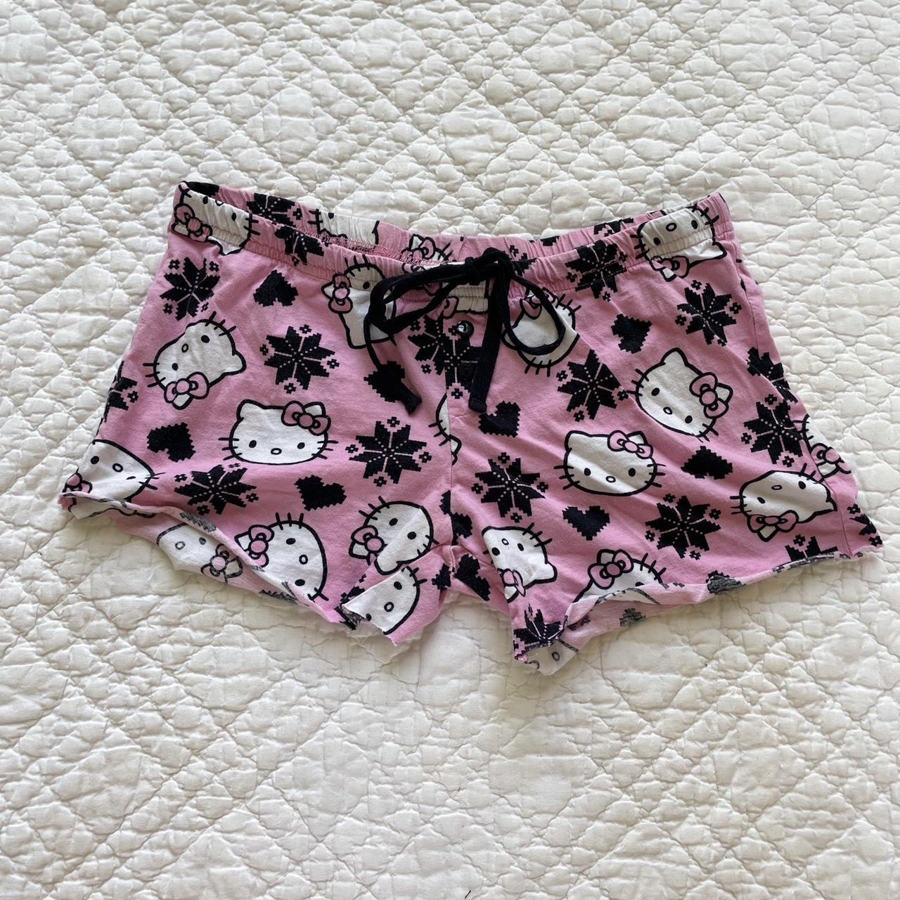 Hello Kitty Women's Pink Shorts | Depop