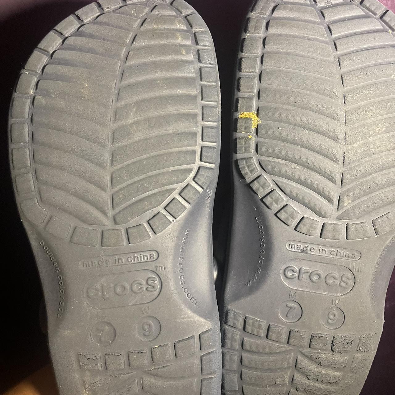 navy blue platform crocs