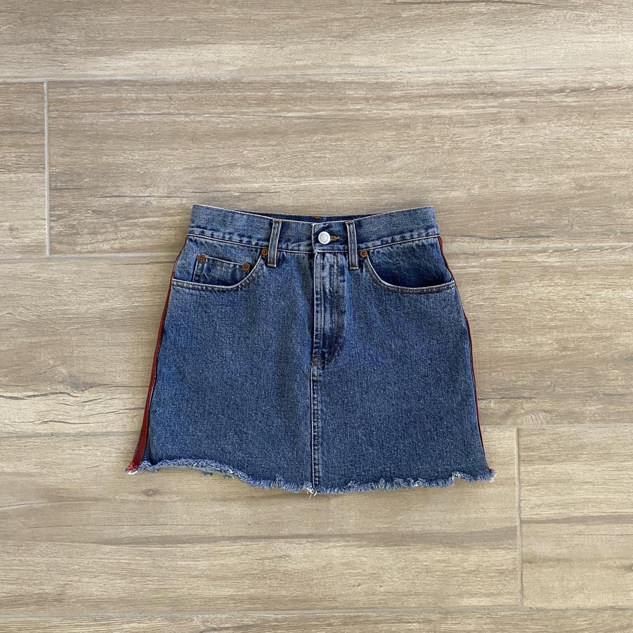 the CUTEST jean skirt w/ red stripe on each... - Depop