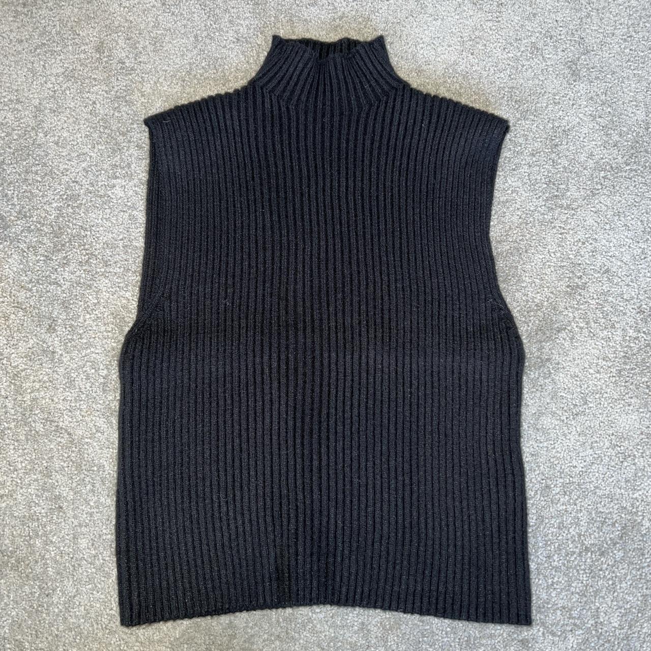 ZARA Black Sleeveless Ribbed Knit Top Excellent... - Depop