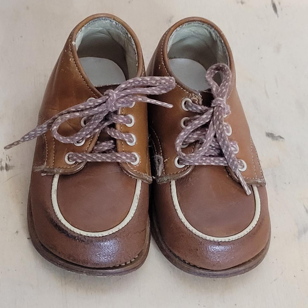 stride rite first walker shoes