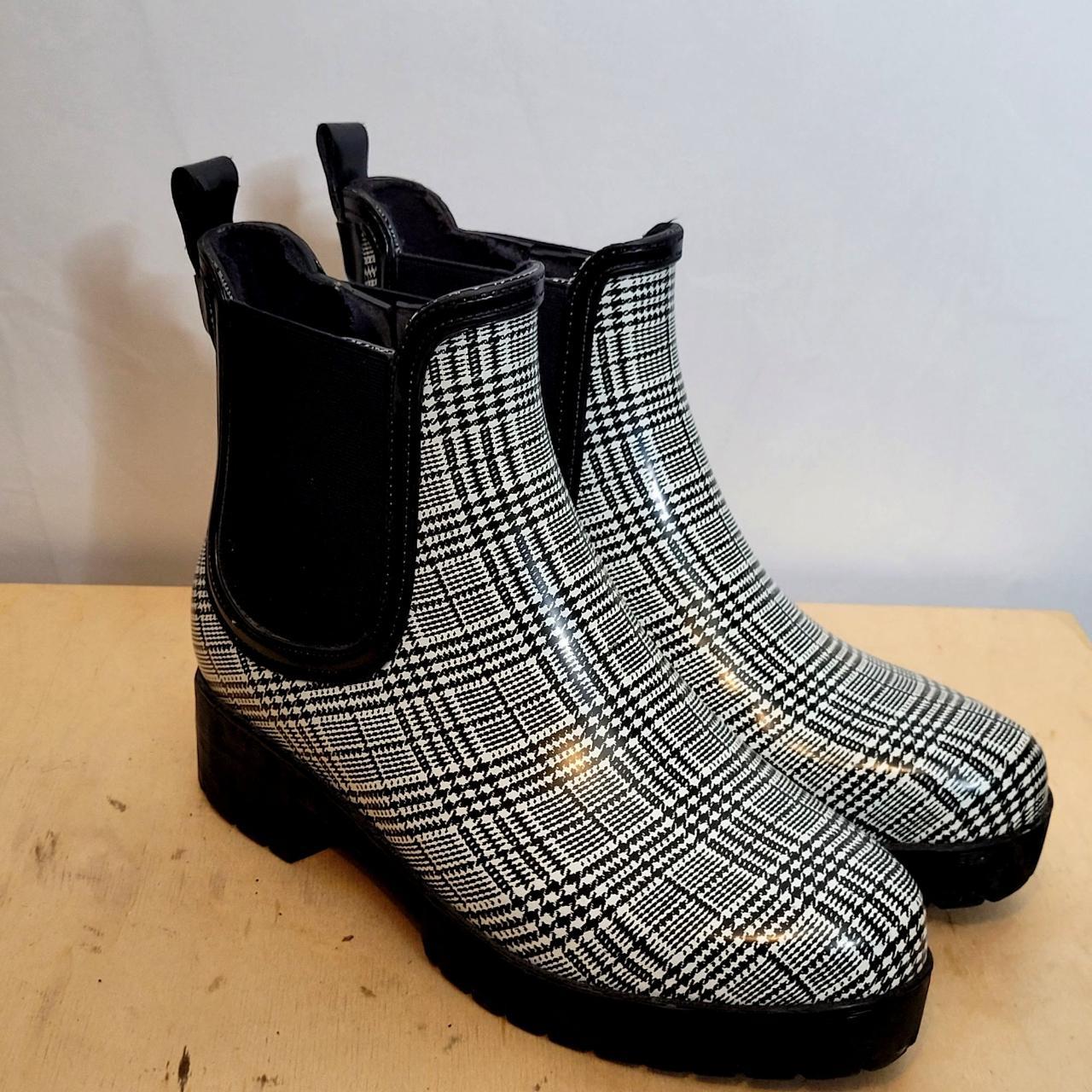 Jeffrey campbell store short rain boots