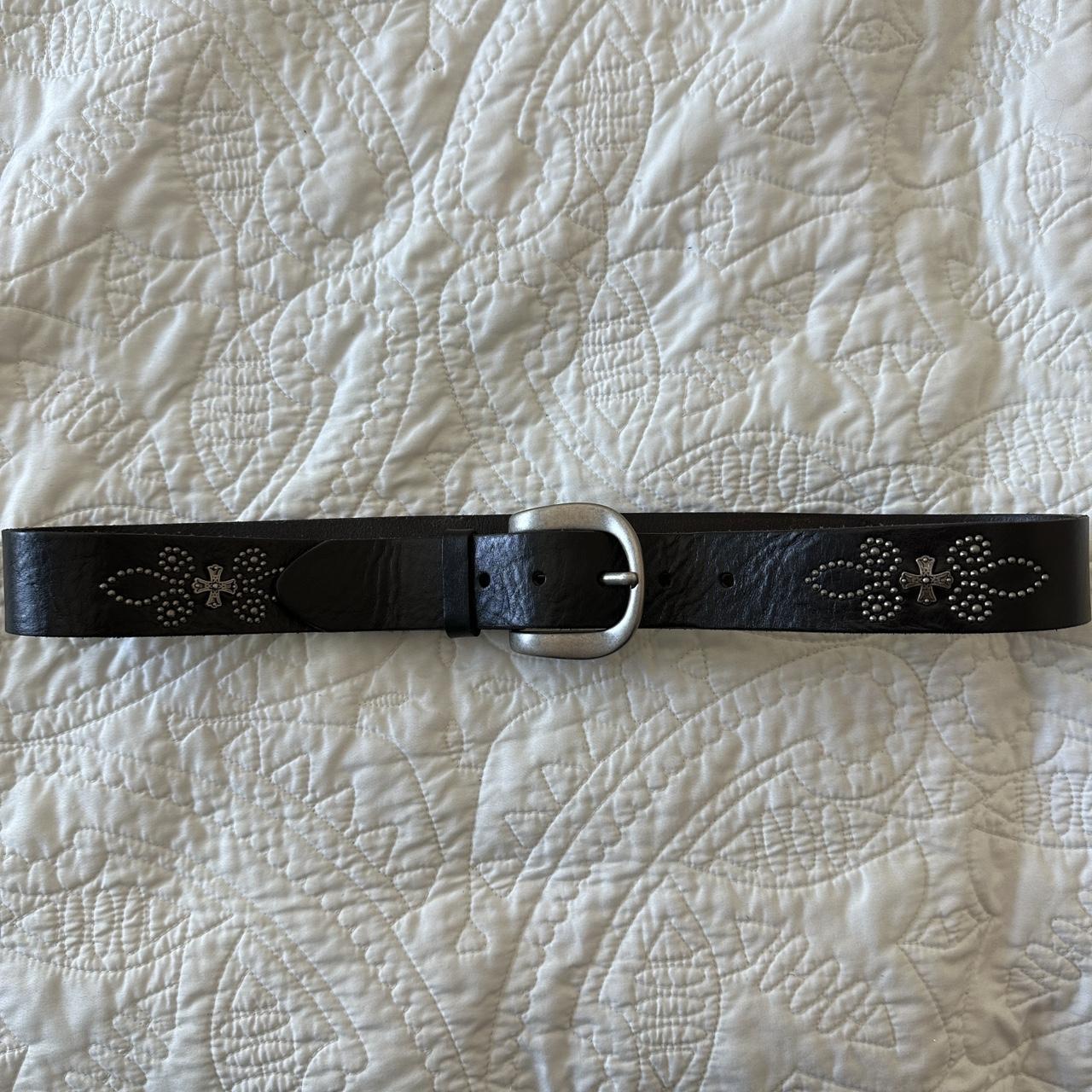 Fossil Women's Black and Silver Belt Depop