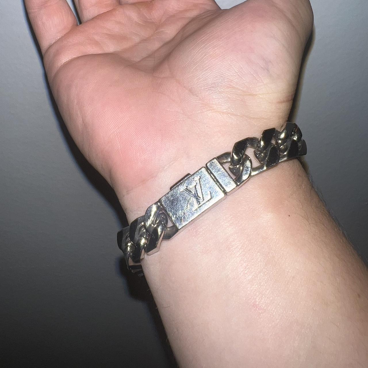 Authentic louis vuitton monogram chain bracelet Worn - Depop