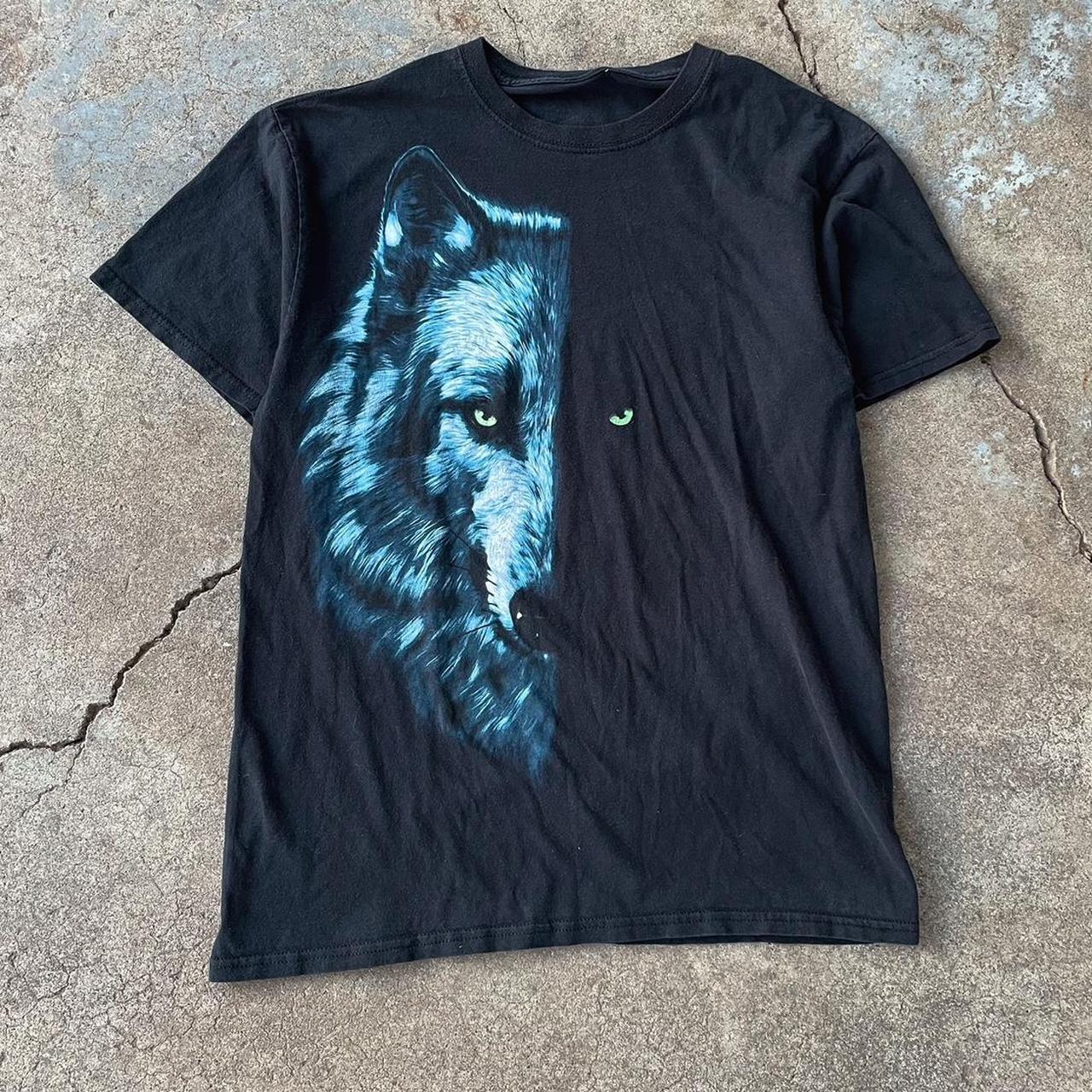 Y2K Wolf Animal Graphic Tee •Size: Fits Medium... - Depop