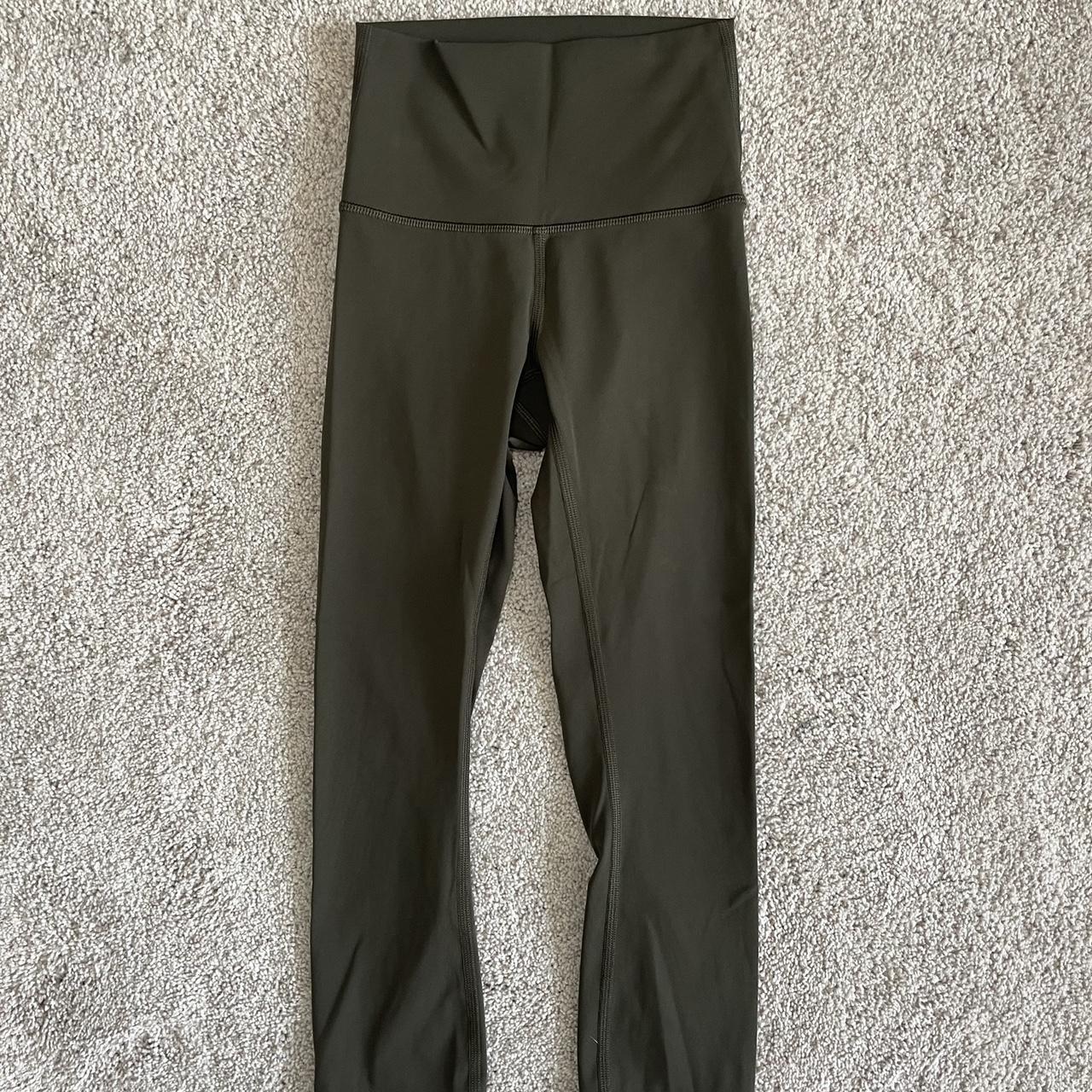 Lululemon dark green capri leggings (the tag ripped