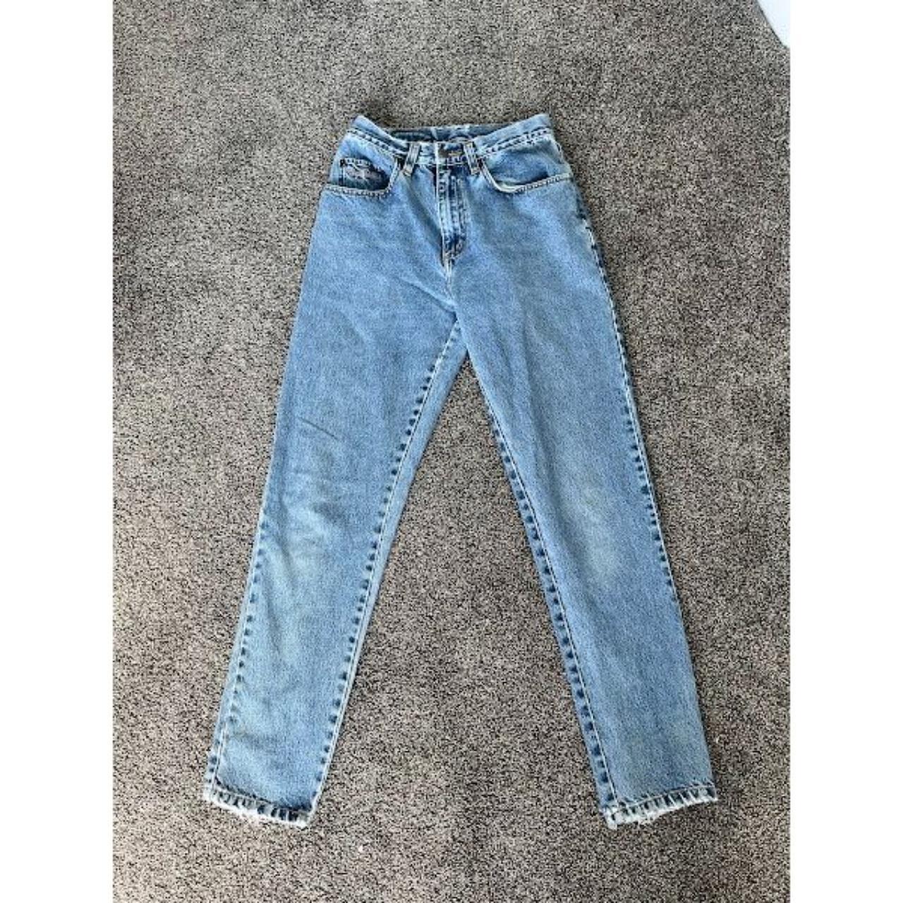 Pepe Jeans seamless buttoned back pockets, tailored - Depop