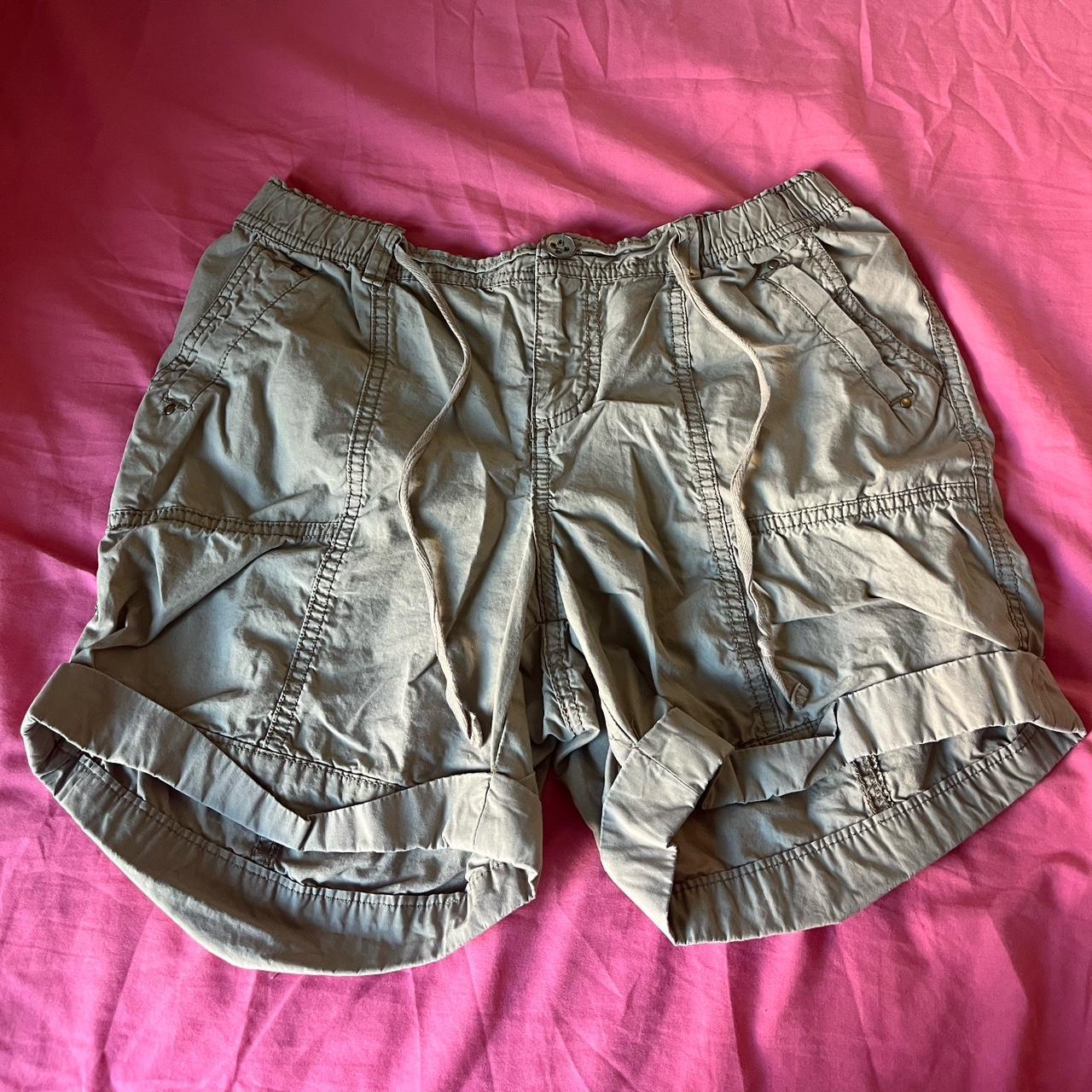 Sonoma cargo hot sale shorts womens