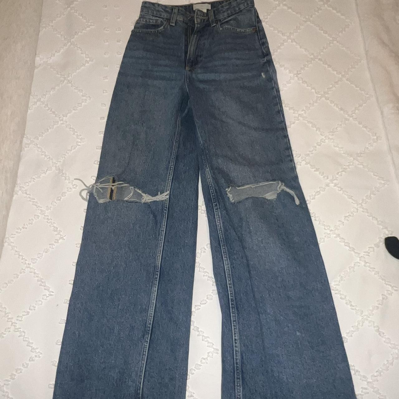 Wide H&M straight leg jeans Loved these jeans, not... - Depop