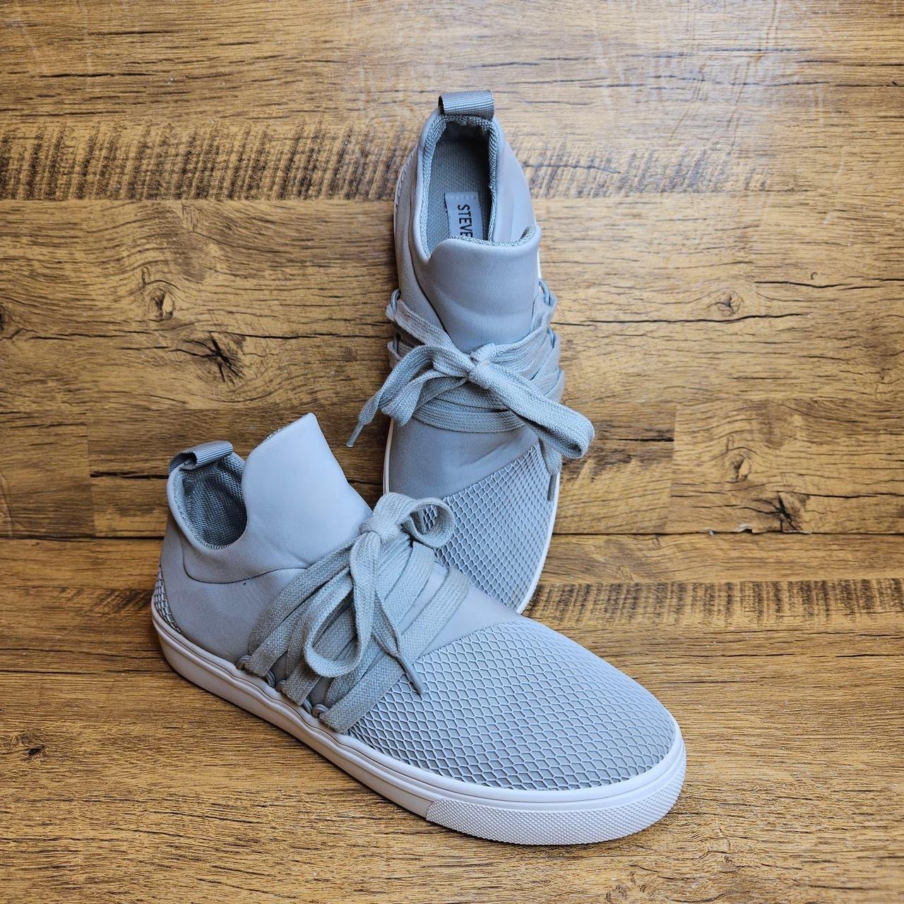 Steve madden lancer on sale grey