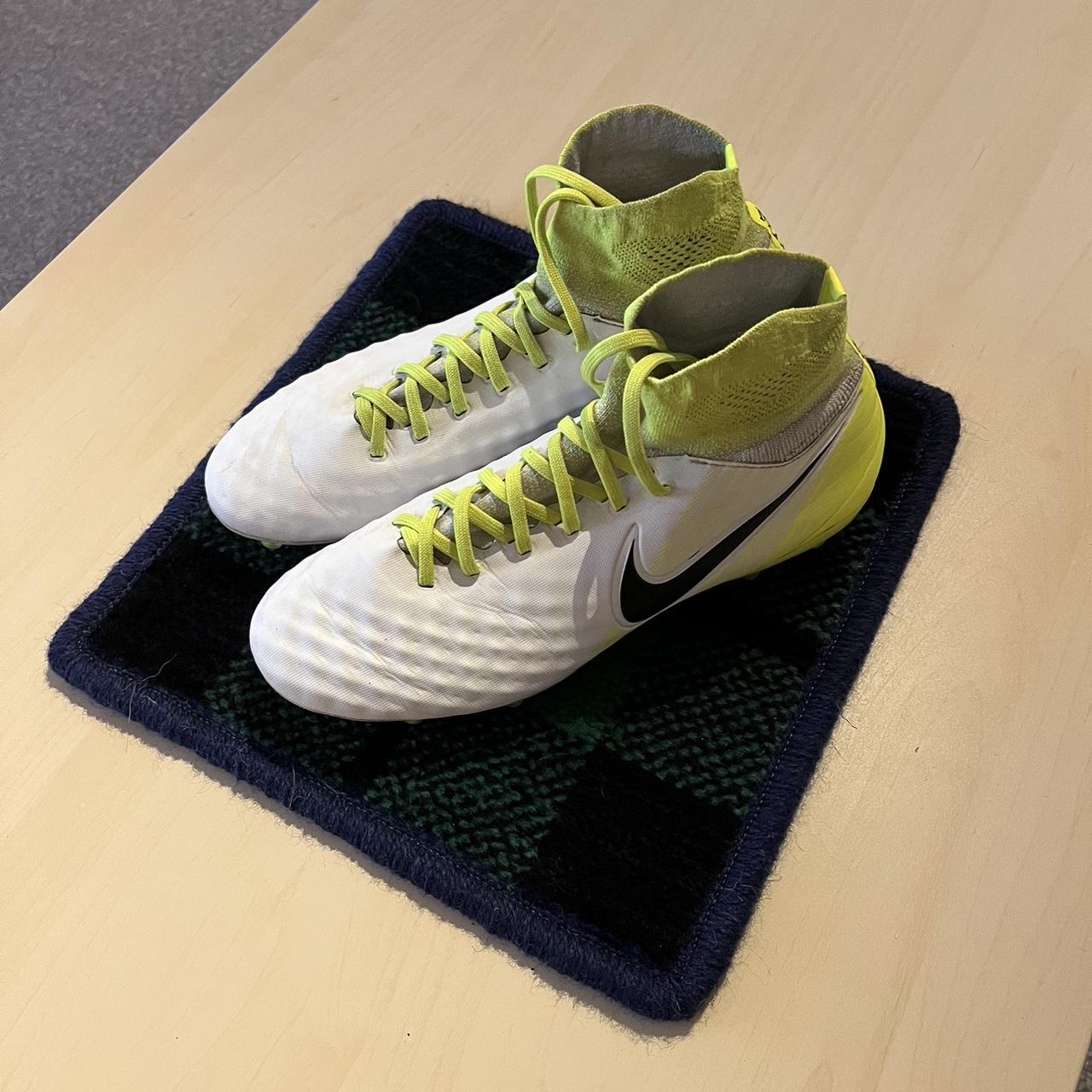 discount nike magista