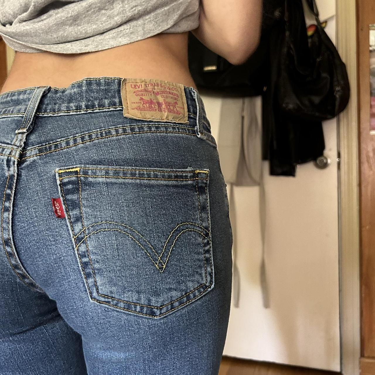 Levis jeans low on sale waist