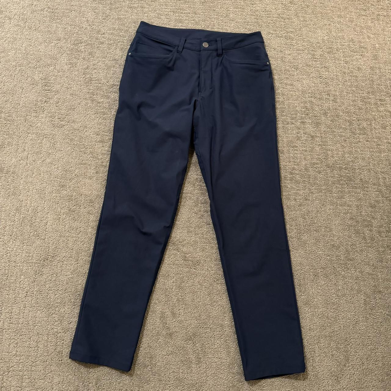 Lululemon On The Fly Pant Take a stroll down the - Depop
