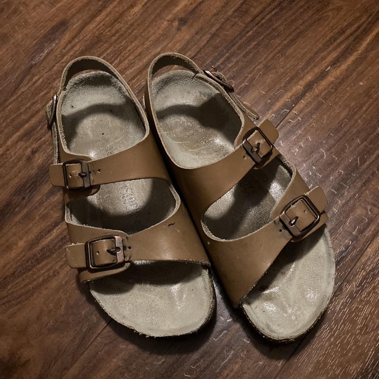 Light discount tan birkenstocks