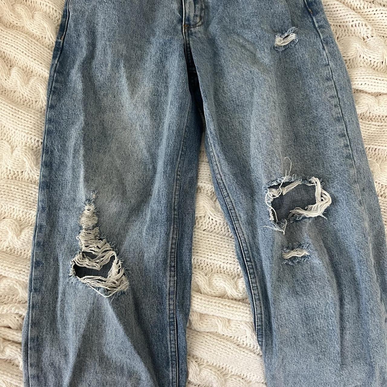 Glassons mid rise ripped mom jeans I can’t remember... - Depop