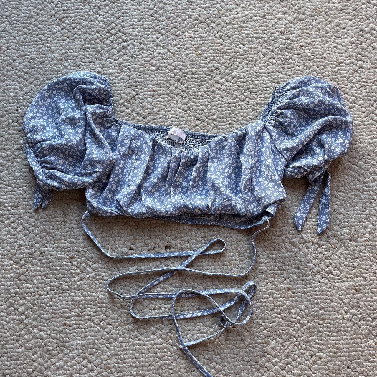 Blush Mark Women's Blue and White Croptop Depop