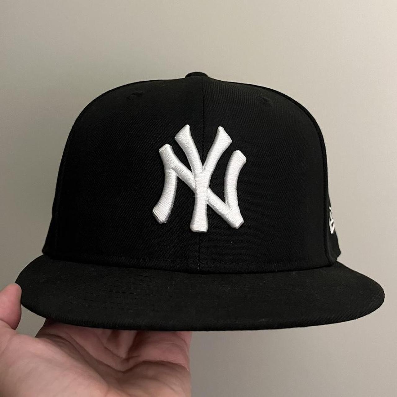 Black Nike Yankees hat Rare find Adjustable - Depop