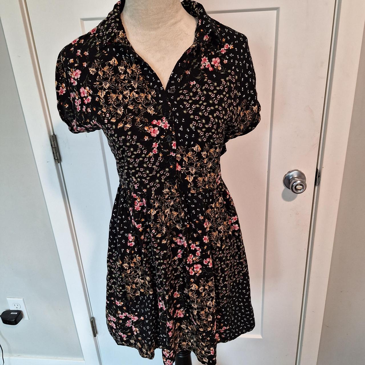 Most Perfect 90s Style Little Black Floral Dress Depop   P0 