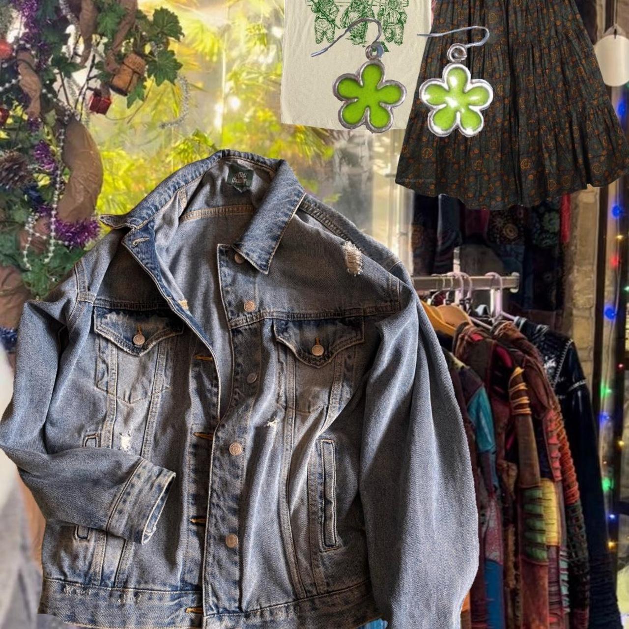 Wild Fable Distressed jean jacket it has a baggy