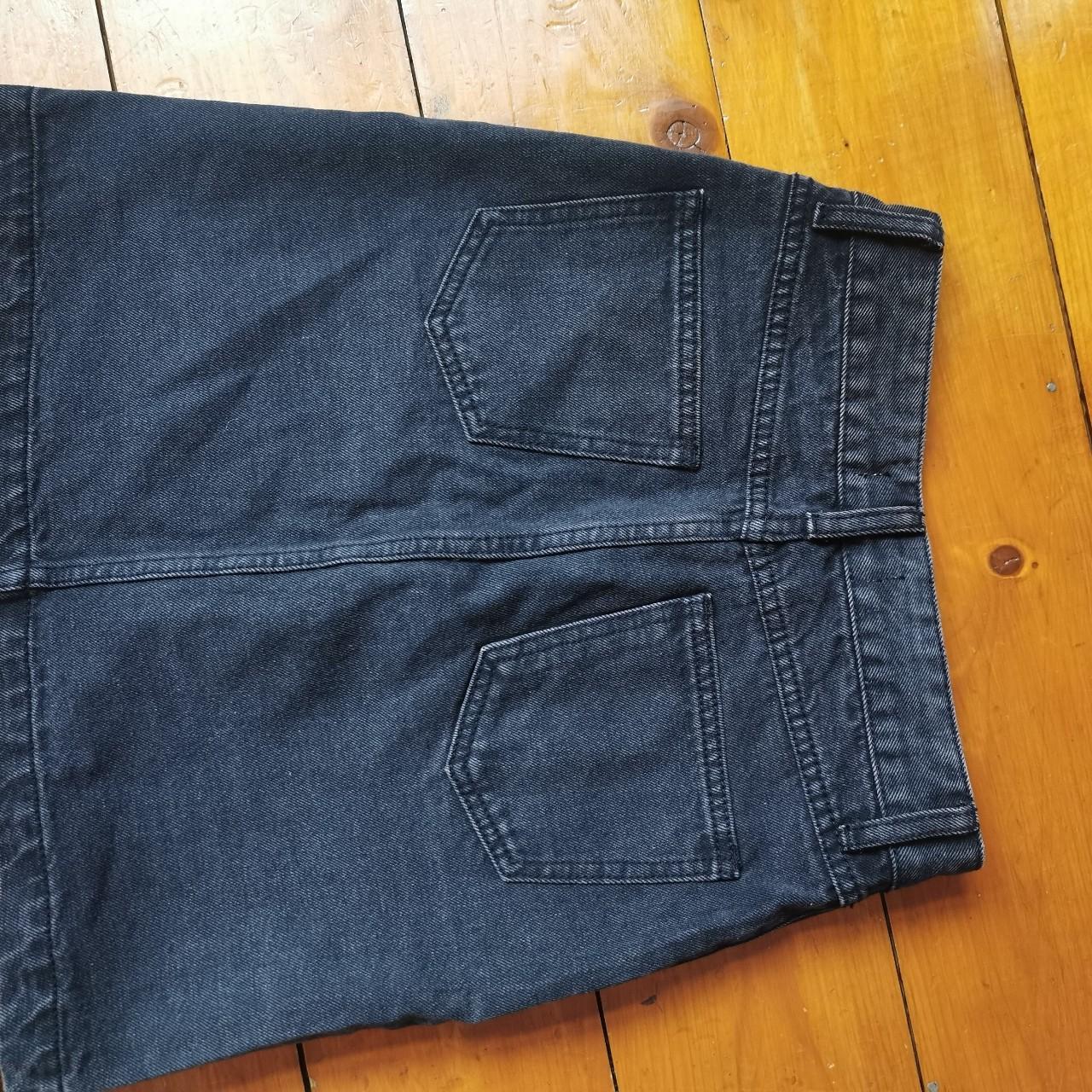 Women s Black And Grey Skirt Depop women-s-black-and-grey-skirt-depop