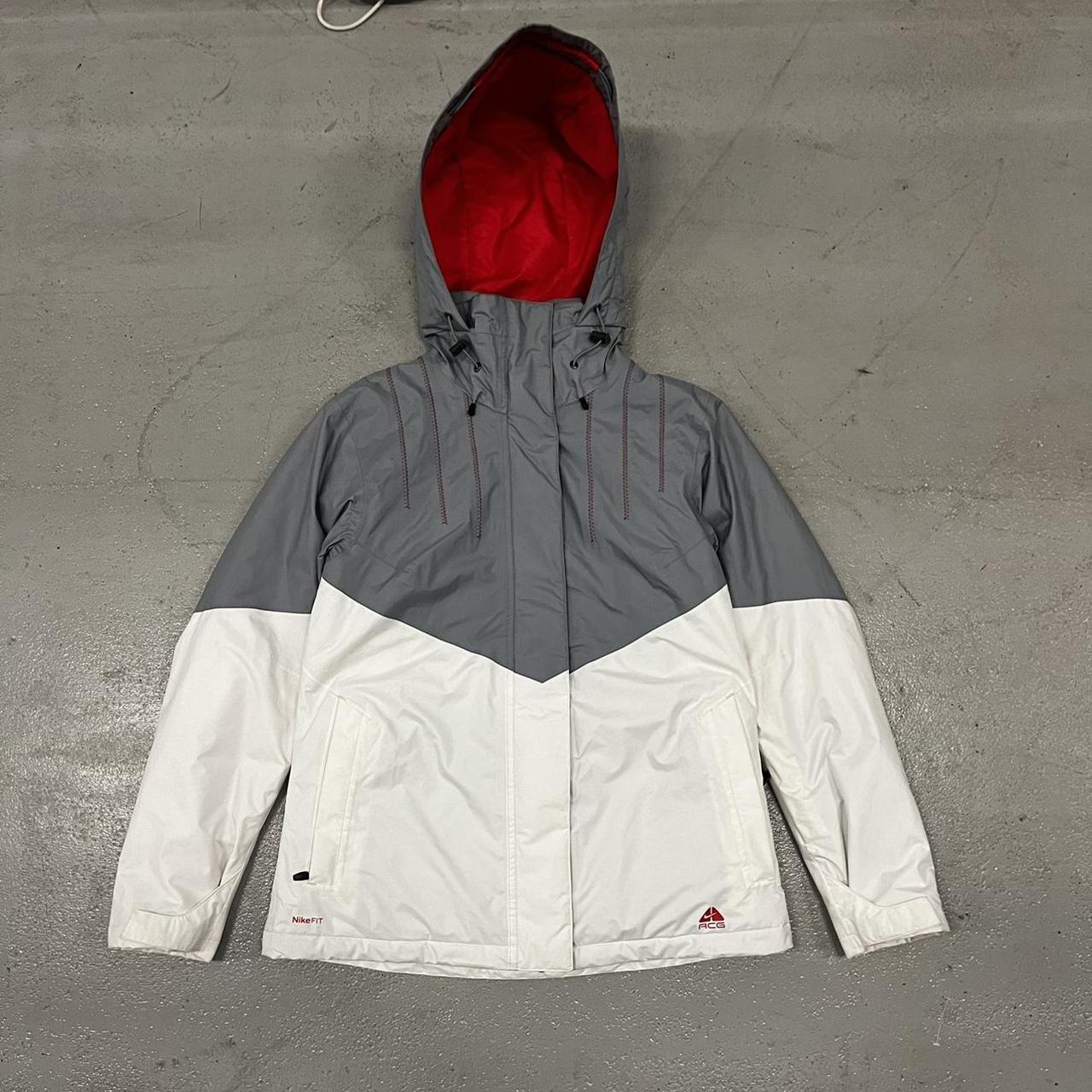 Nike ACG Women's Jacket Depop