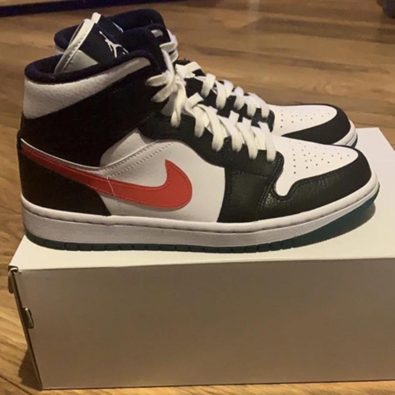 alternate swooshes red yellow