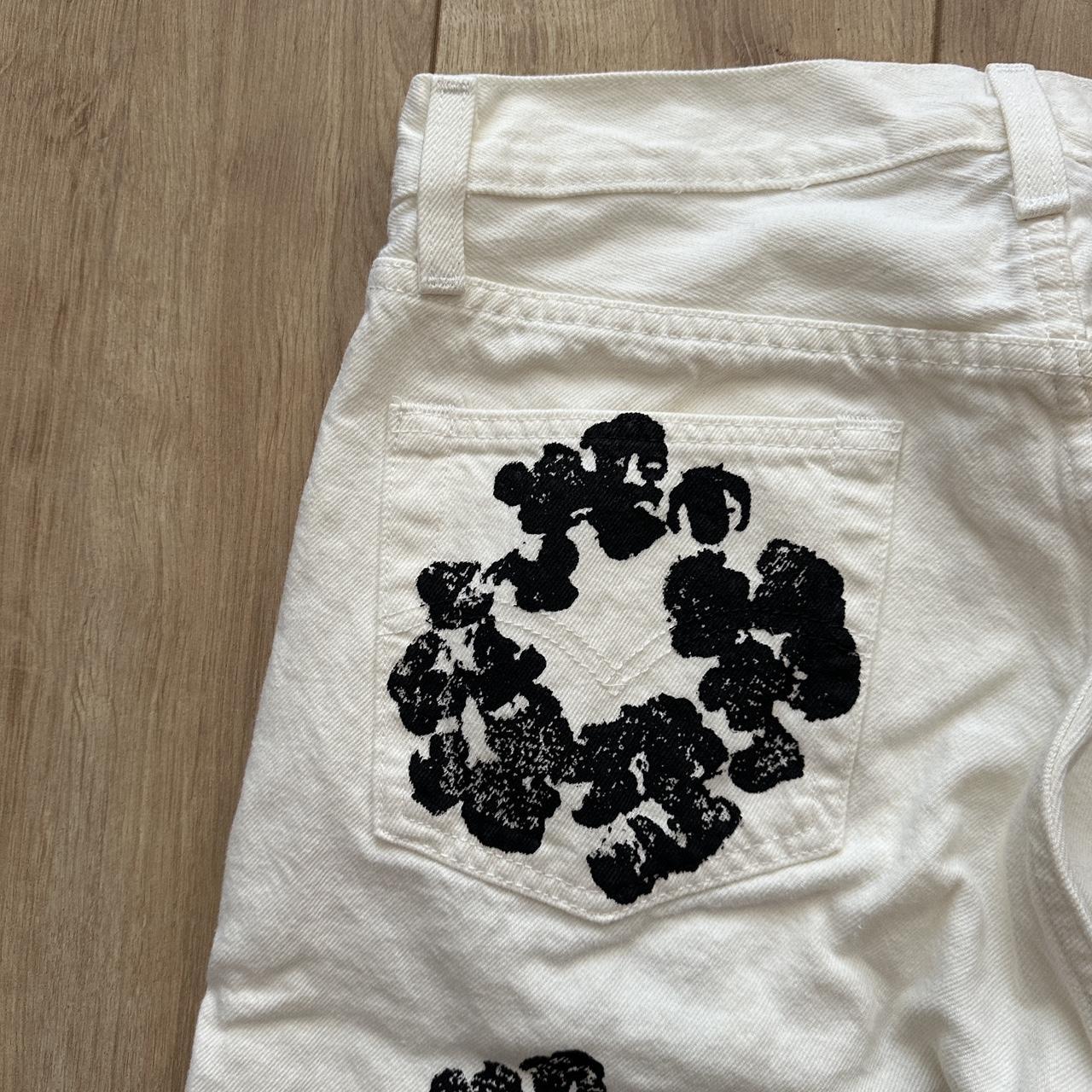 Denim Tears - Cotton Wreath Jean White Size: W30 | Depop Denim Tears - Cotton Wreath Jean White Size: W30 | Depop