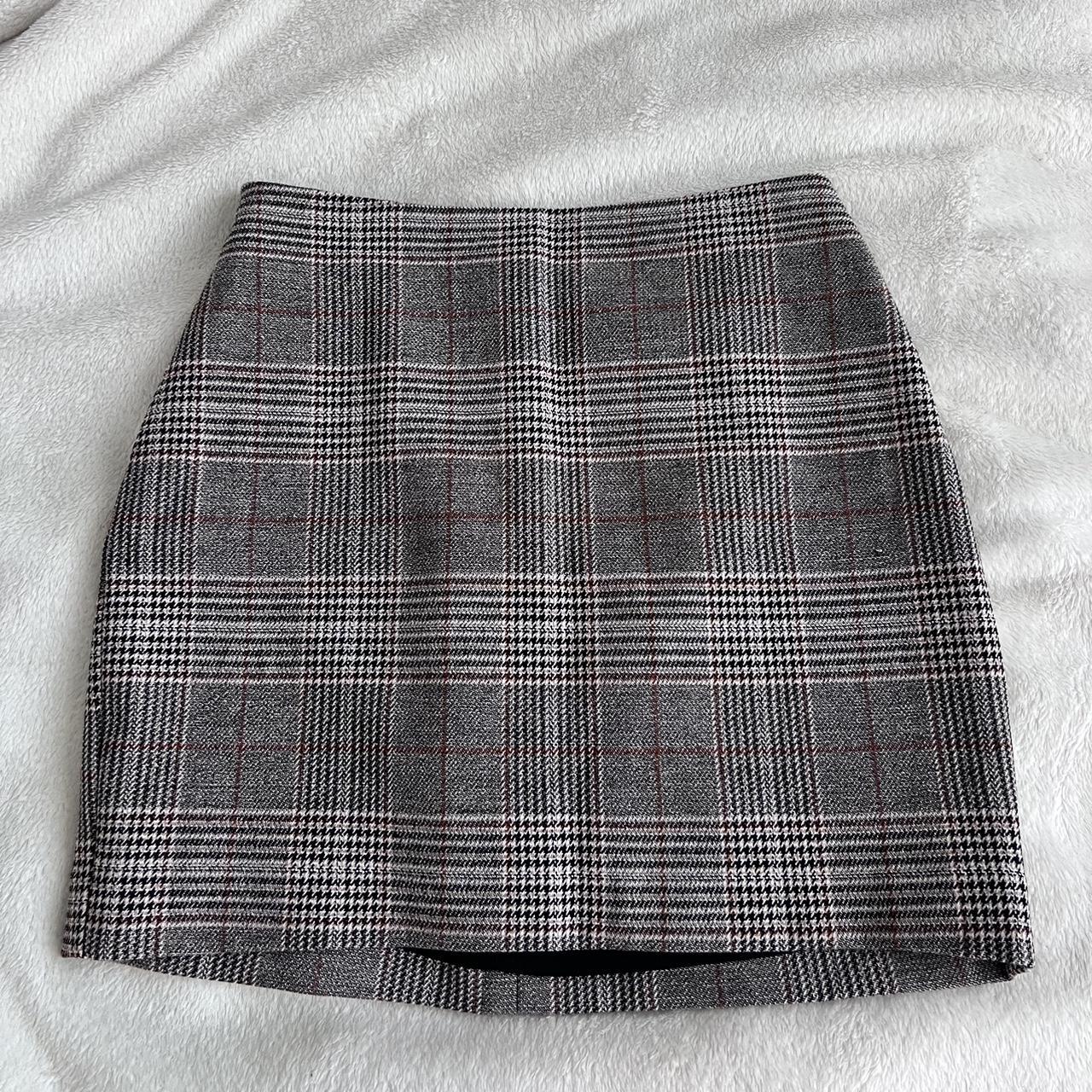 Mini plaid skirt from express size 00 Depop