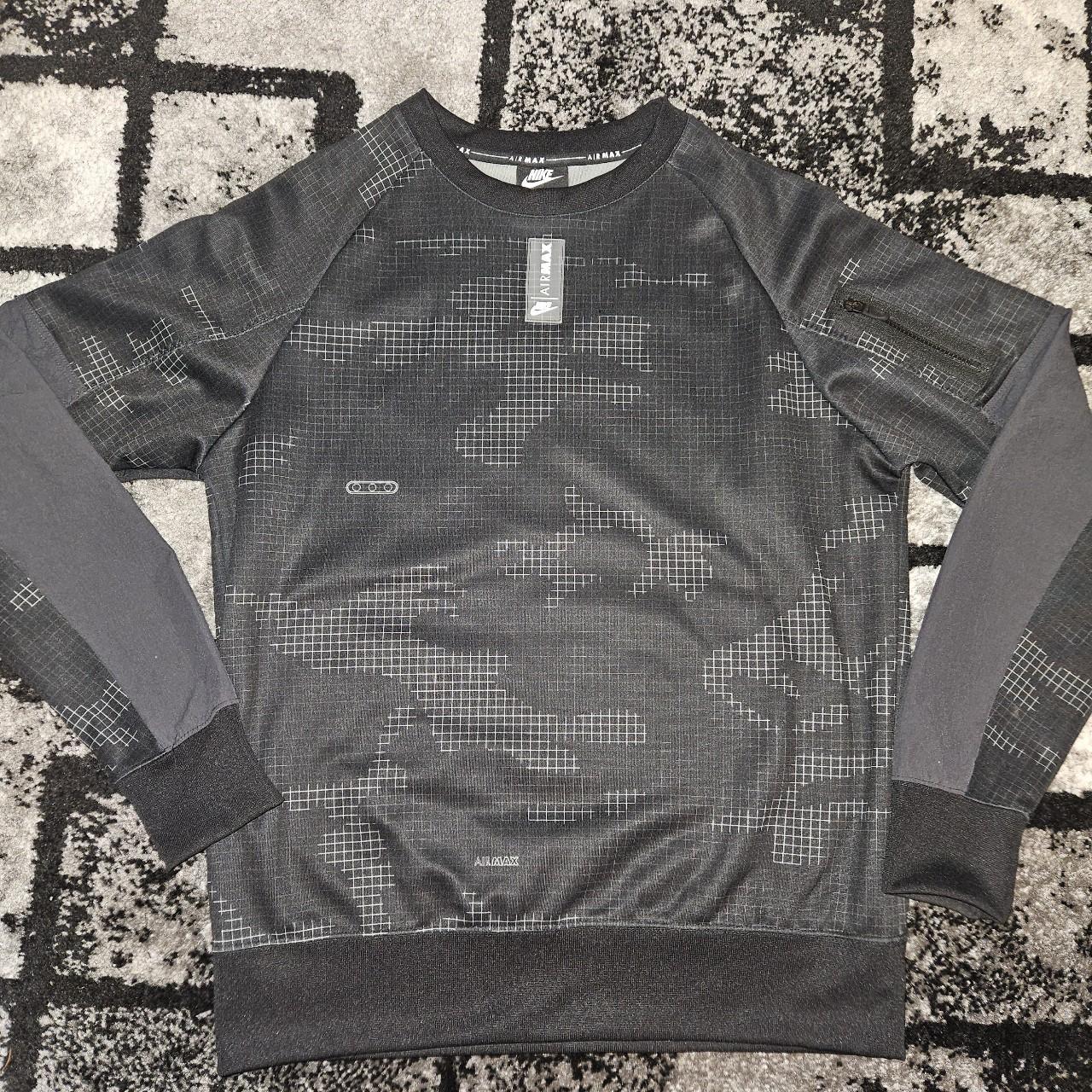 Black air max outlet jumper