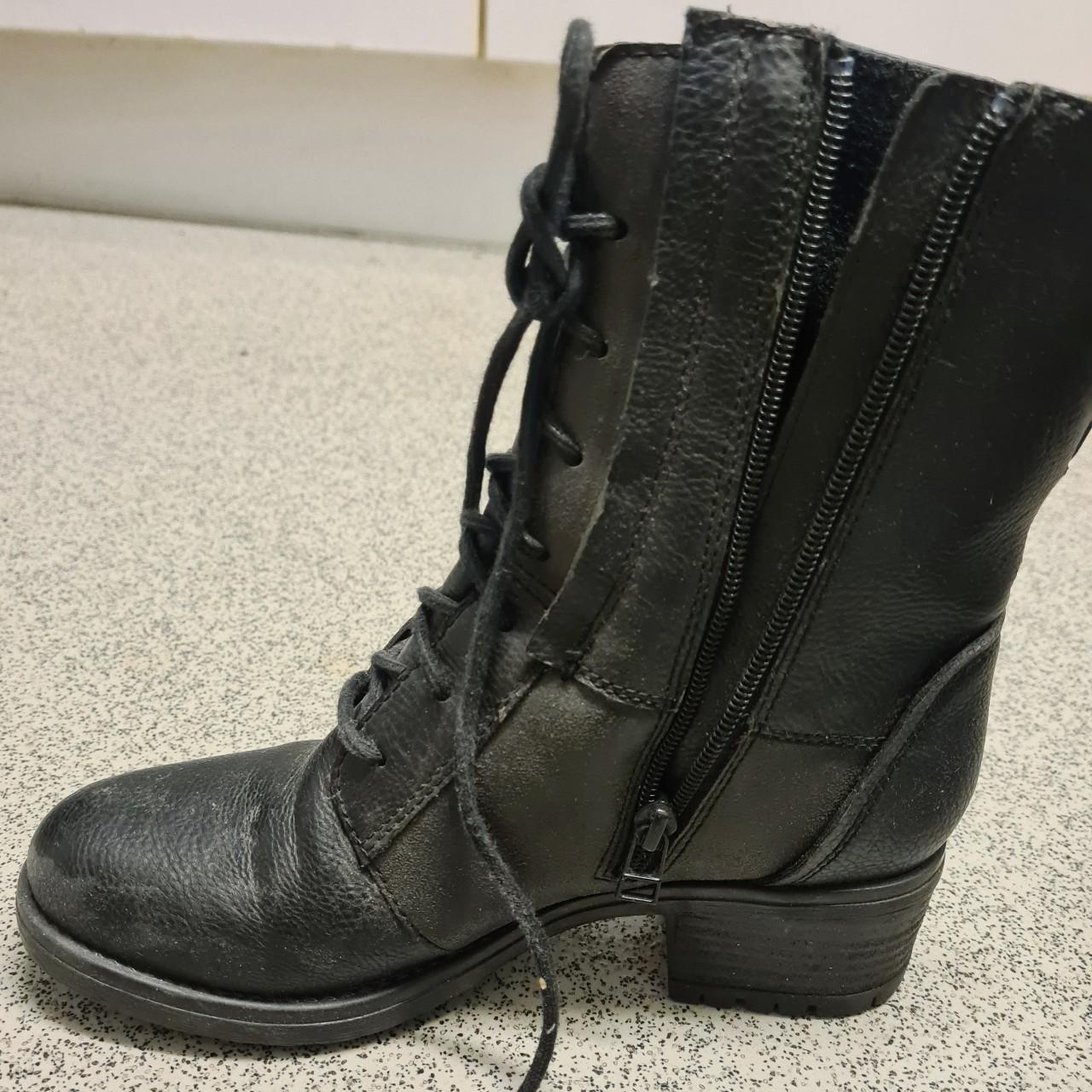 flat combat boots black