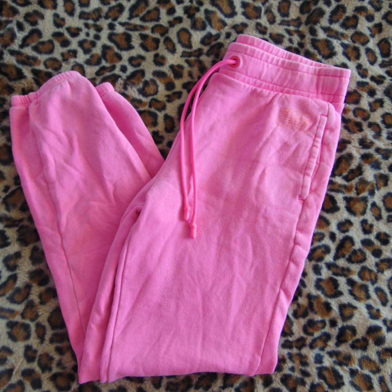 🎀 pink UGG sweatpants 🎀 no holes, flaws, or stains - Depop